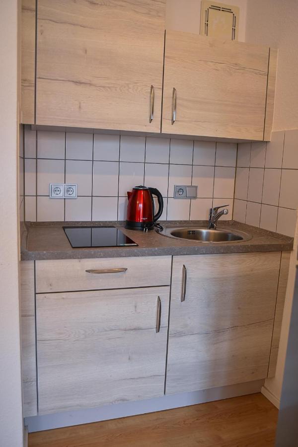 Ruhige Wohnung Im . Private Parkplatz ,Balkon ,Netflix 纽伦堡 外观 照片