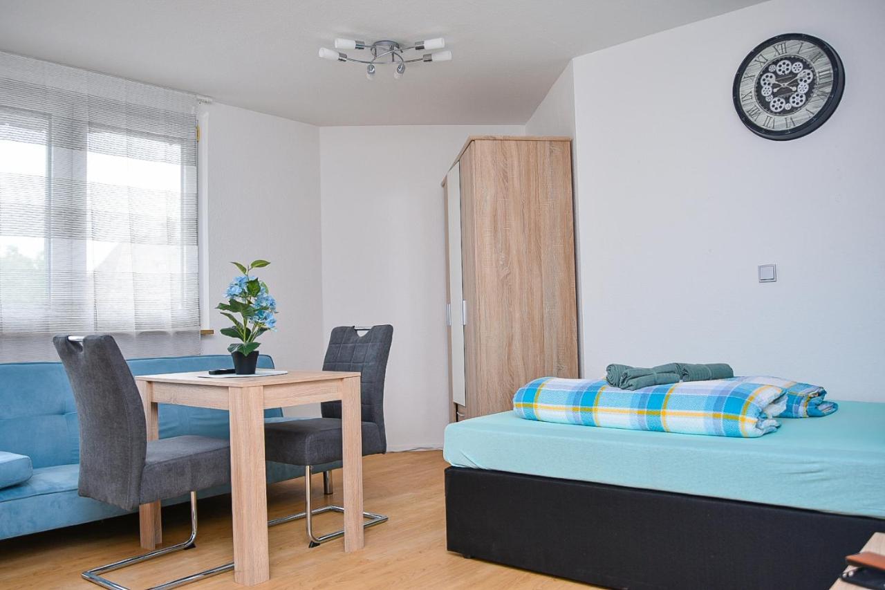 Ruhige Wohnung Im . Private Parkplatz ,Balkon ,Netflix 纽伦堡 外观 照片